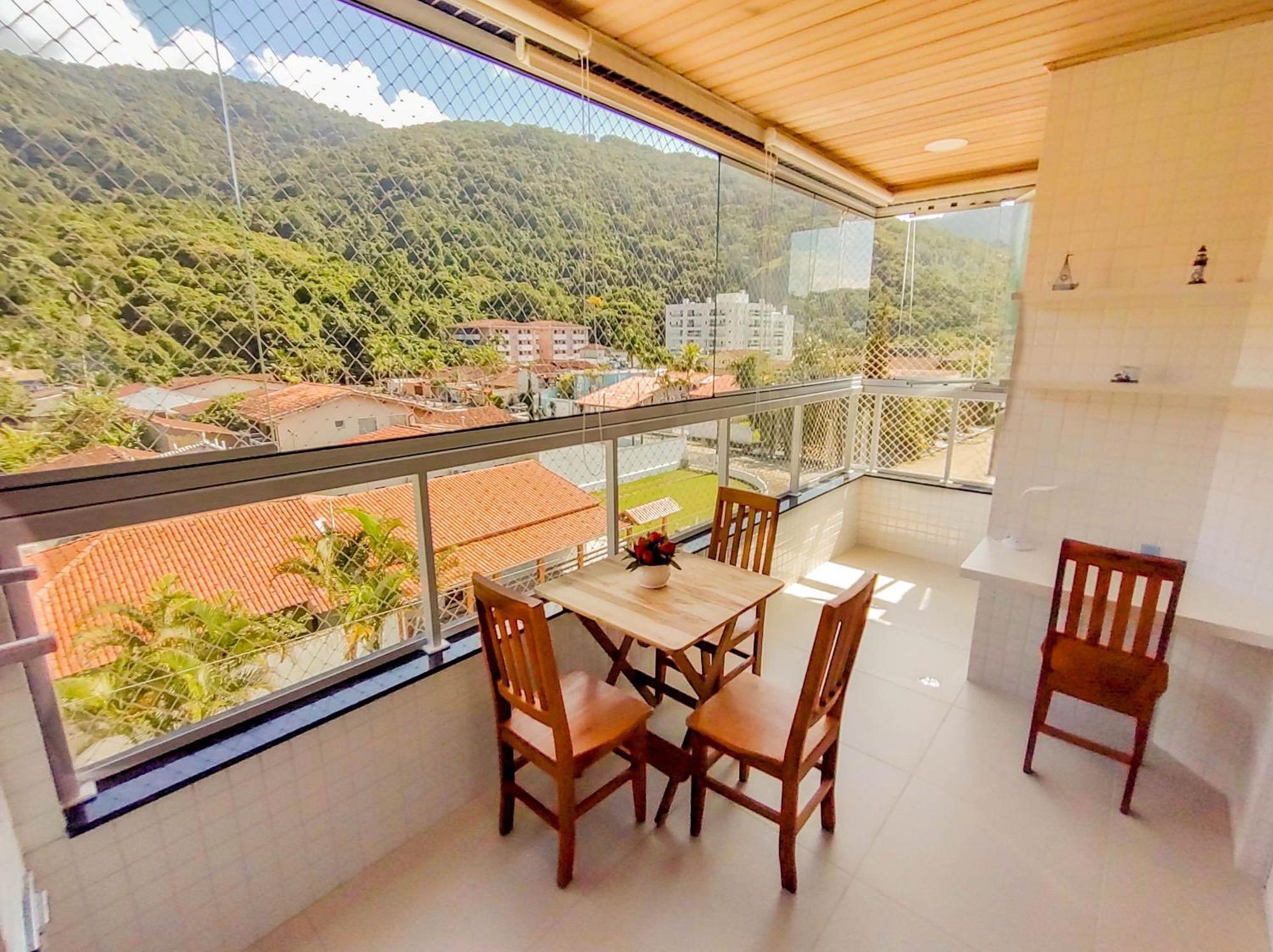 300m Toninhas - Vista A Serra Do Mar